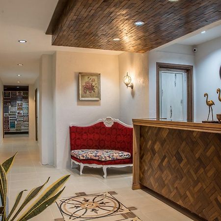 אולונגפו Hotel Avenija מראה חיצוני תמונה