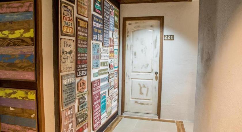אולונגפו Hotel Avenija מראה חיצוני תמונה