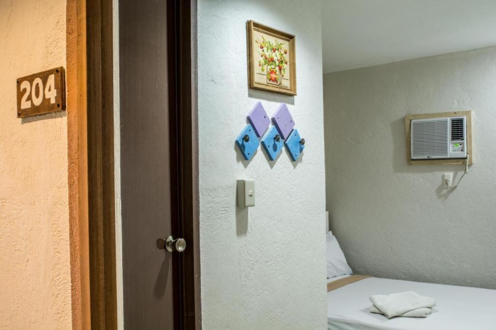 אולונגפו Hotel Avenija מראה חיצוני תמונה
