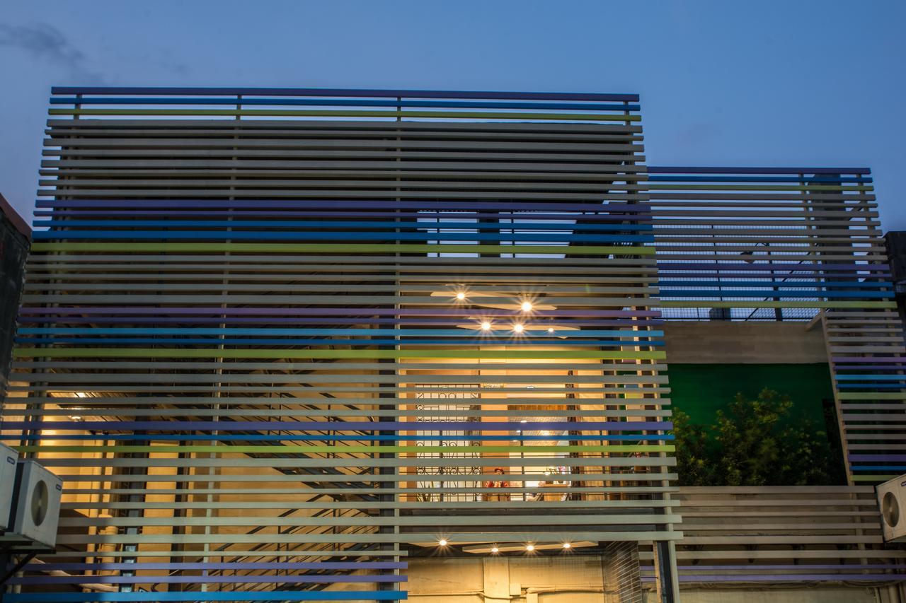 אולונגפו Hotel Avenija מראה חיצוני תמונה