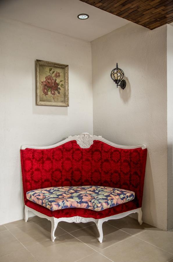 אולונגפו Hotel Avenija מראה חיצוני תמונה